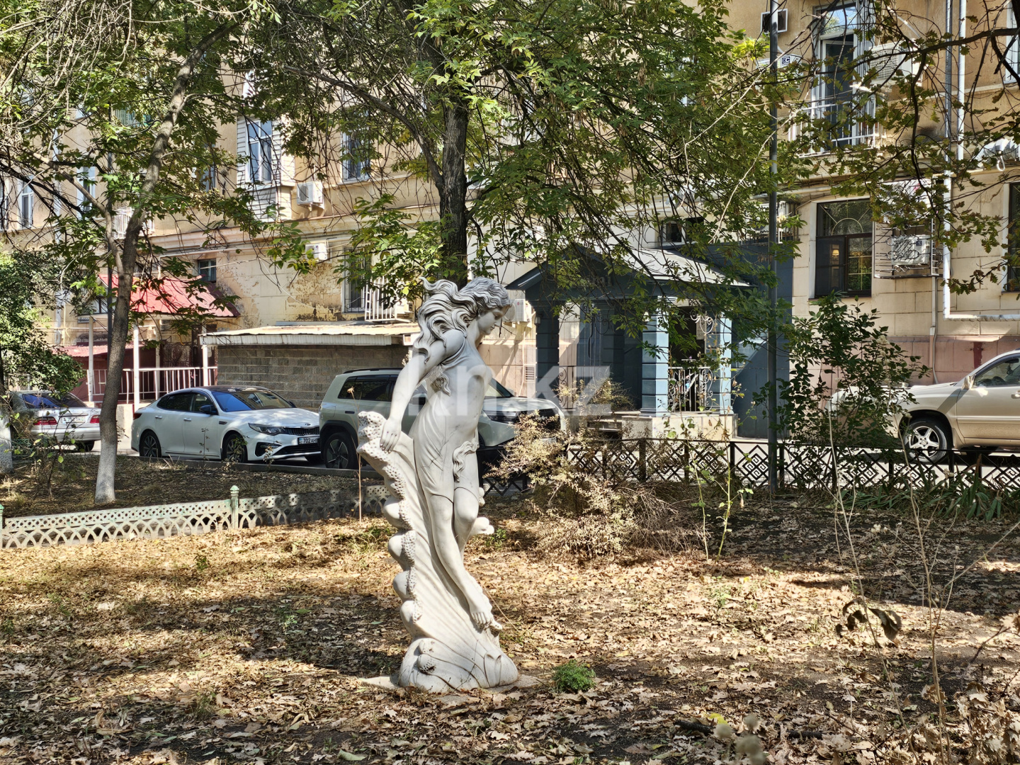 Продажа 3-комнатной квартиры, 80.7 м², ул. Желтоксан в Алматы - фото 27