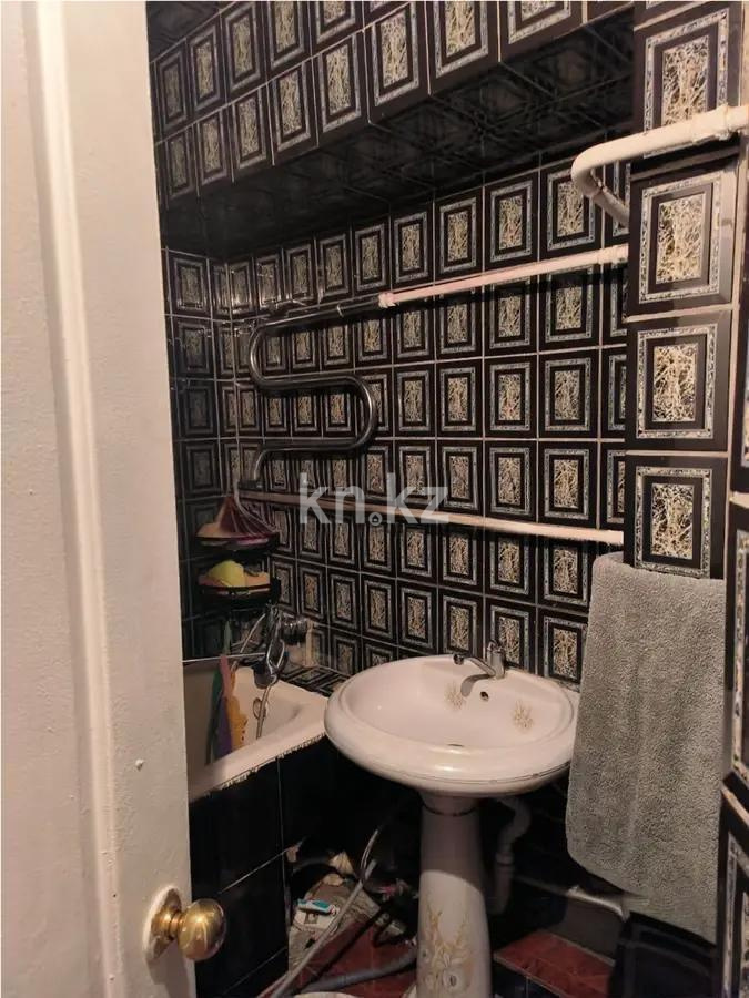 Продажа 3-комнатной квартиры, 64 м², пр. Абылай хана, дом  8 в Алматы - фото 5