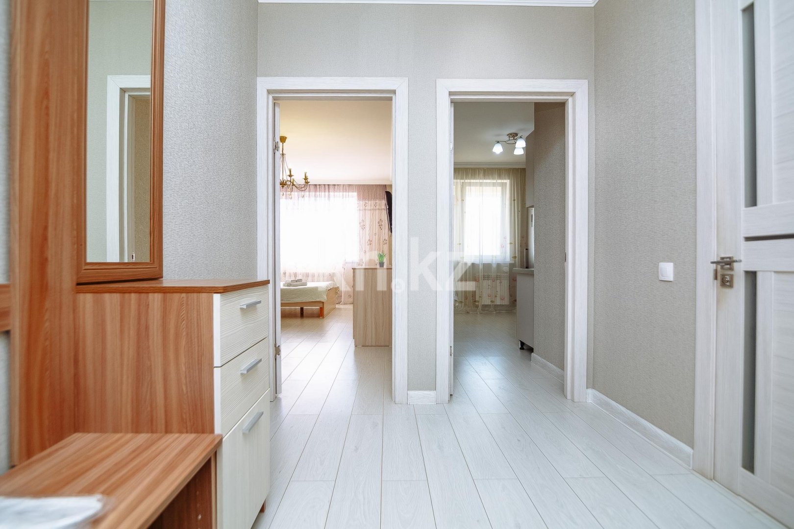 Аренда 1-комнатной квартиры посуточно, 45 м², ул. Сауран, дом  10б - ул. Алматы в Астане - фото 13