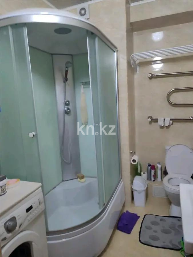 Продажа 1-комнатной квартиры, 50 м², мкр-н Думан-2, дом  25 в Алматы - фото 2