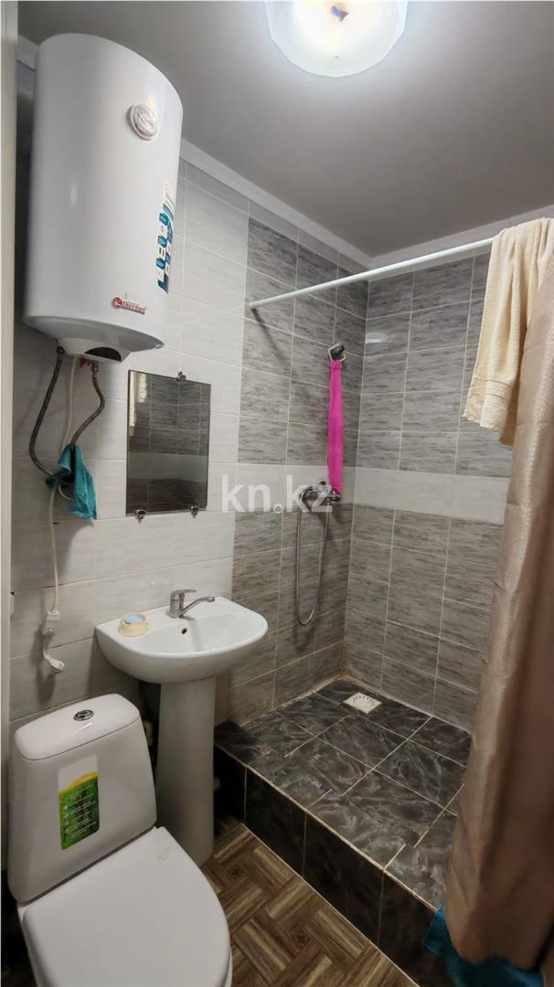 Продажа 2-комнатной квартиры, 49 м², ул. Сарыарка в Караганде - фото 17