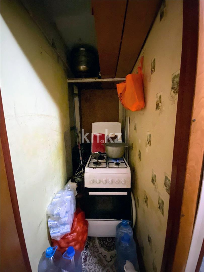 Продажа 3-комнатной квартиры, 48 м², мкр-н 13 в Караганде - фото 9