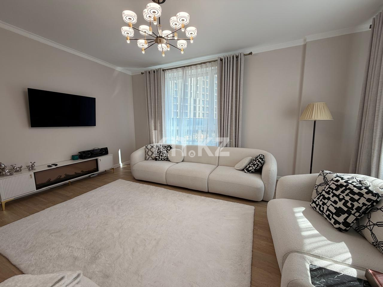 Продажа 3-комнатной квартиры, 107.9 м² в Астане - фото 2