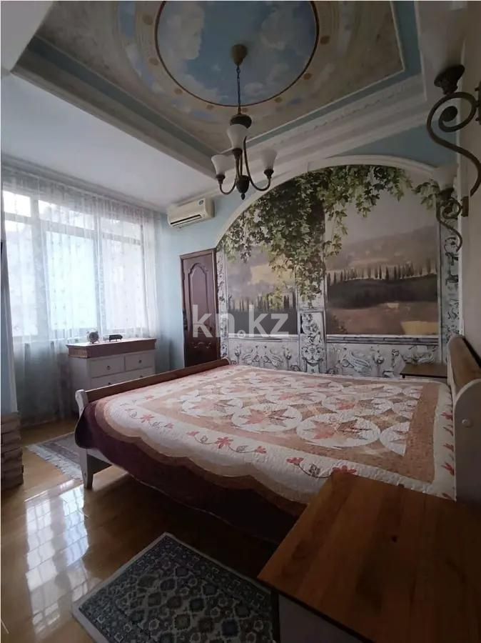 Продажа 4-комнатной квартиры, 135 м², мкр-н Жетысу-4, дом  6а в Алматы - фото 2