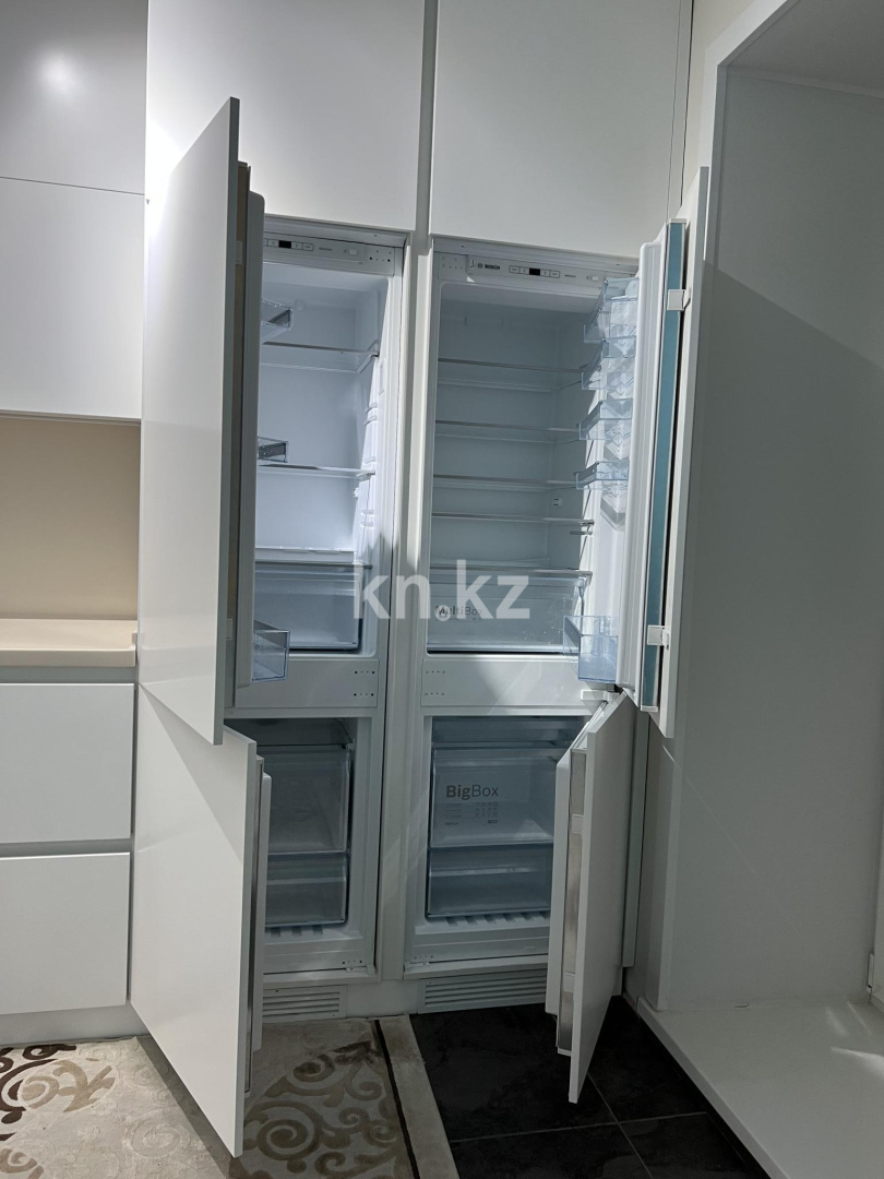 Продажа 4-комнатной квартиры, 161 м², ул. Аманжолова, дом  32/1 - пр. Кошкарбаева в Астане - фото 12