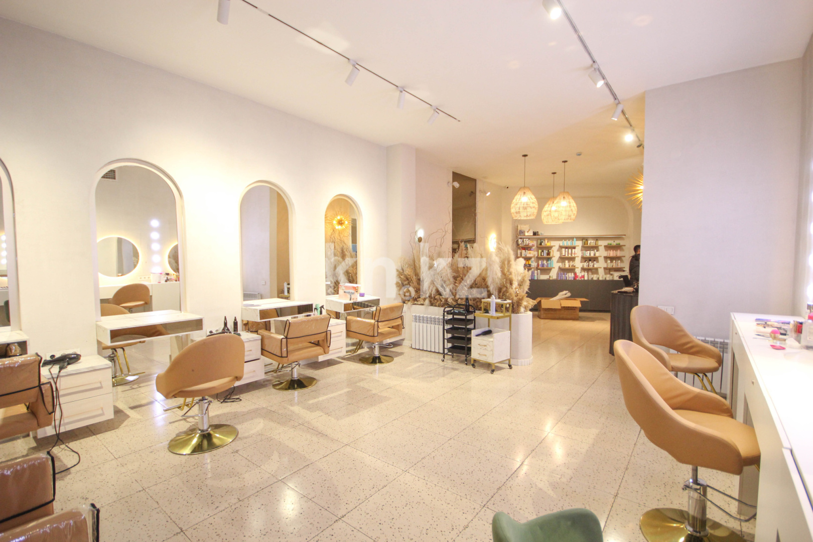 Продажа , 210 м² в Алматы - фото 3