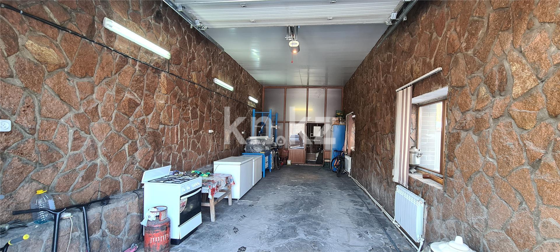 Продажа 8-комнатного дома, 478 м², ул. Жанибекова в Караганде - фото 33