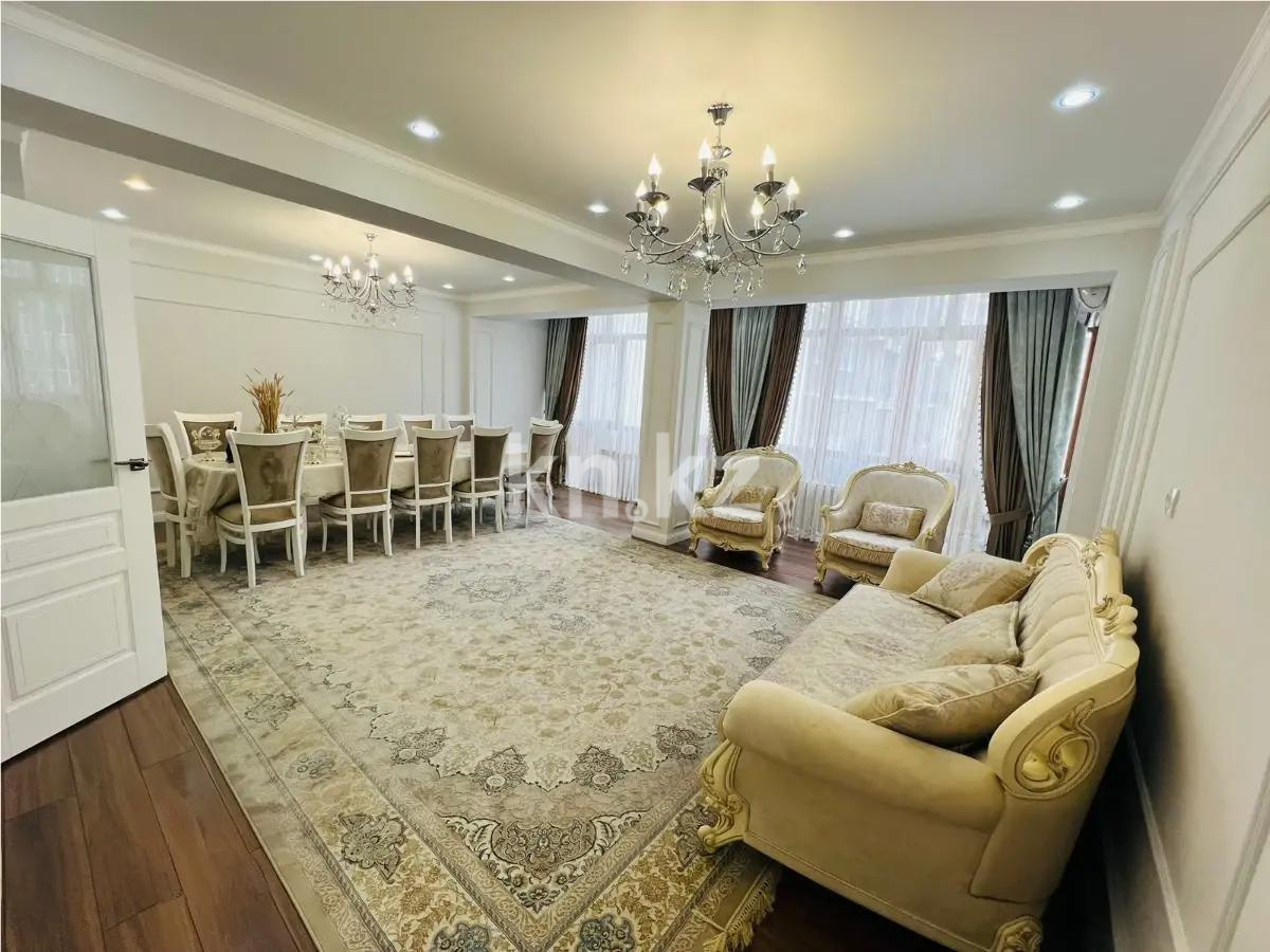 Продажа 4-комнатной квартиры, 140 м², Кульджинский тракт, дом  16/44 в Алматы