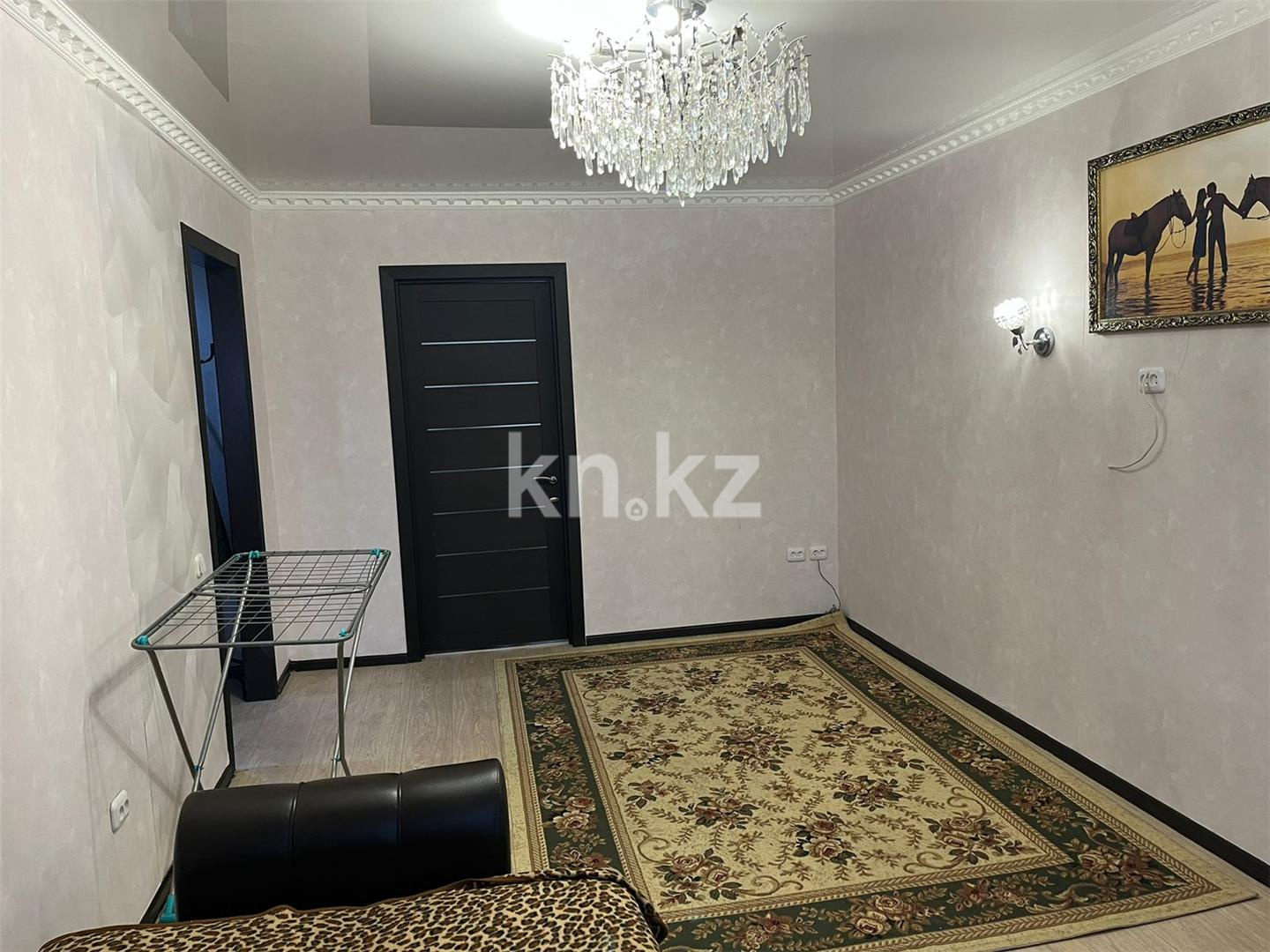 Продажа 2-комнатной квартиры, 44 м², мкр-н 15 в Караганде - фото 2