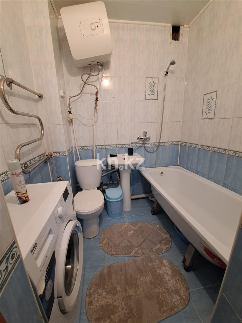 Продажа 1-комнатной квартиры, 36 м², мкр-н 18 в Караганде - фото 4