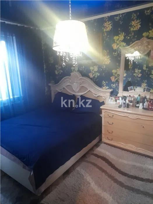 Продажа 2-комнатной квартиры, 54 м², мкр-н Степной-4, дом  10 в Караганде - фото 2