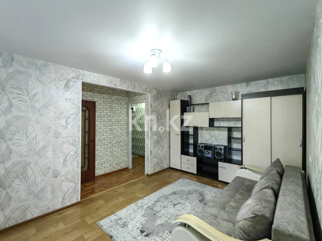 Продажа 2-комнатной квартиры, 47 м², 12 мкр., дом  17 в Караганде - фото 3