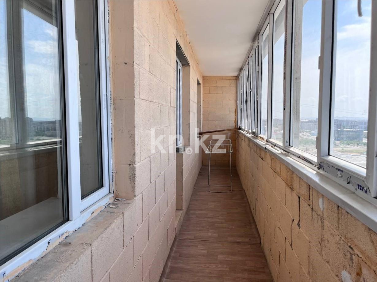 Продажа 2-комнатной квартиры, 71 м², ул. Момышулы в Караганде - фото 13