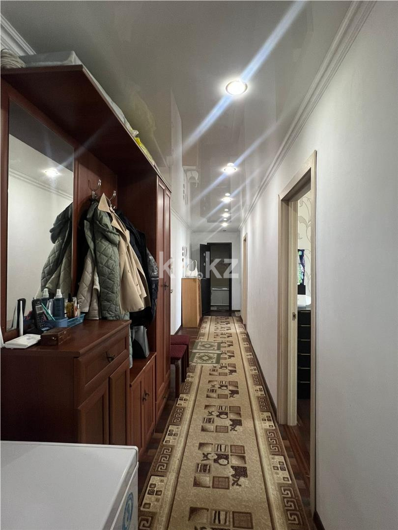 Продажа 4-комнатной квартиры, 72 м², ул. Гапеева в Караганде - фото 12