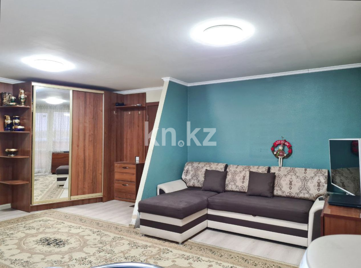 Продажа 3-комнатной квартиры, 63 м², ул. Бажова, дом  339/2 в Усть-Каменогорске