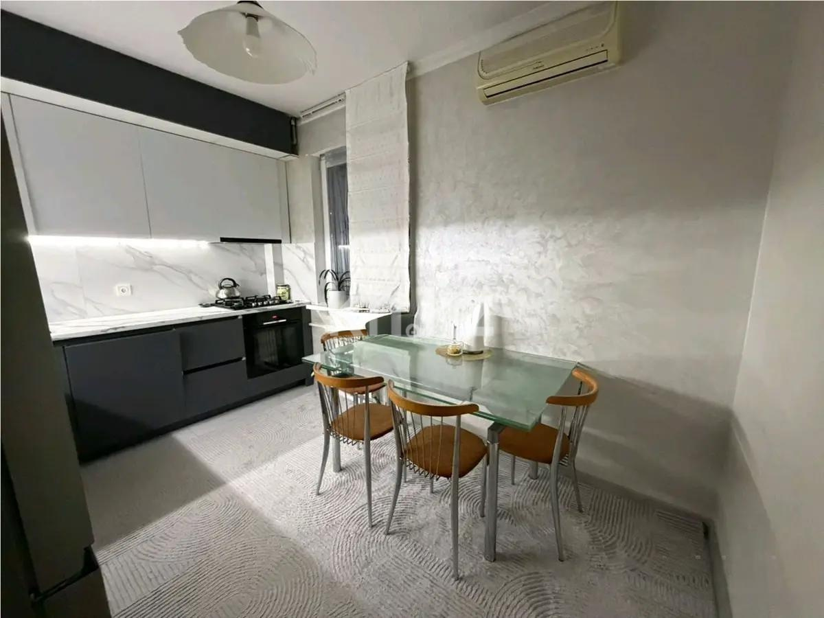 Продажа 3-комнатной квартиры, 80 м² в Алматы - фото 4