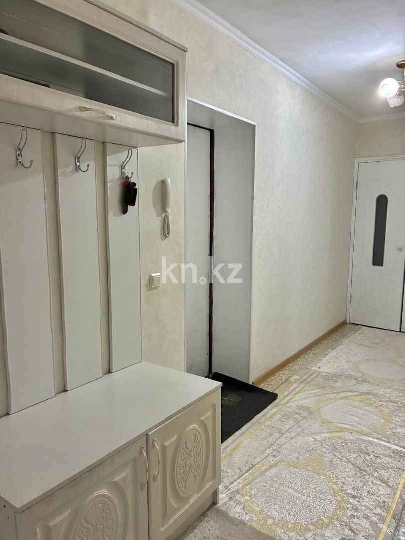 Продажа 2-комнатной квартиры, 64 м², ул. Ермекова, дом  106/4 в Караганде - фото 6