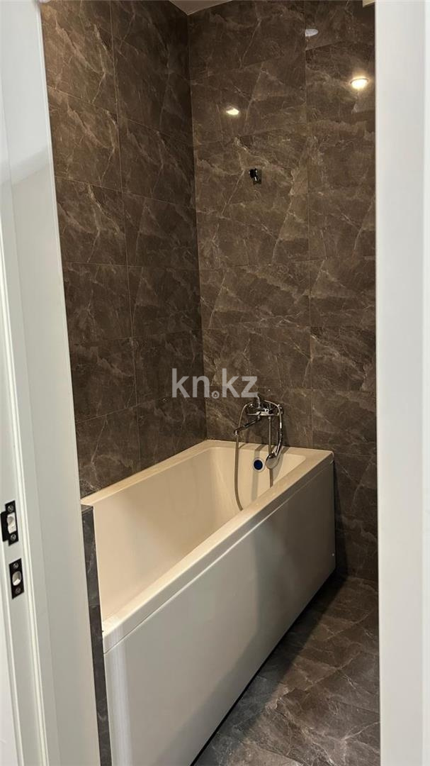 Продажа 1-комнатной квартиры, 42 м² в Караганде - фото 5