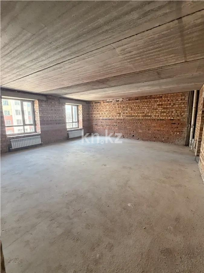 Продажа 4-комнатной квартиры, 80 м² в Астане