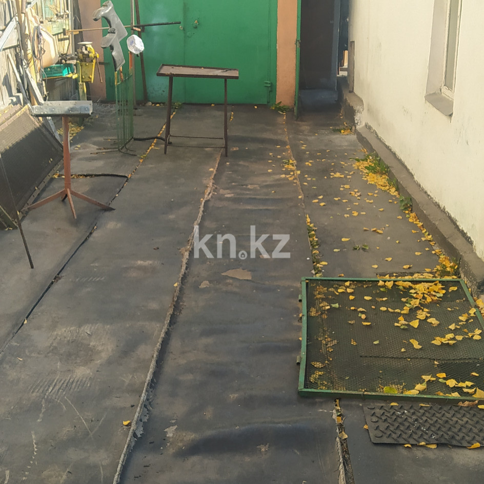 Продажа 4-комнатного дома, 65 м², ул. Пичугина, дом  198 в Караганде - фото 6