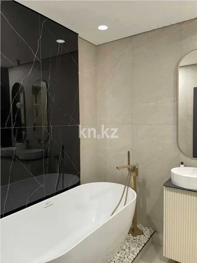 Продажа 3-комнатной квартиры, 111 м² в Алматы - фото 4