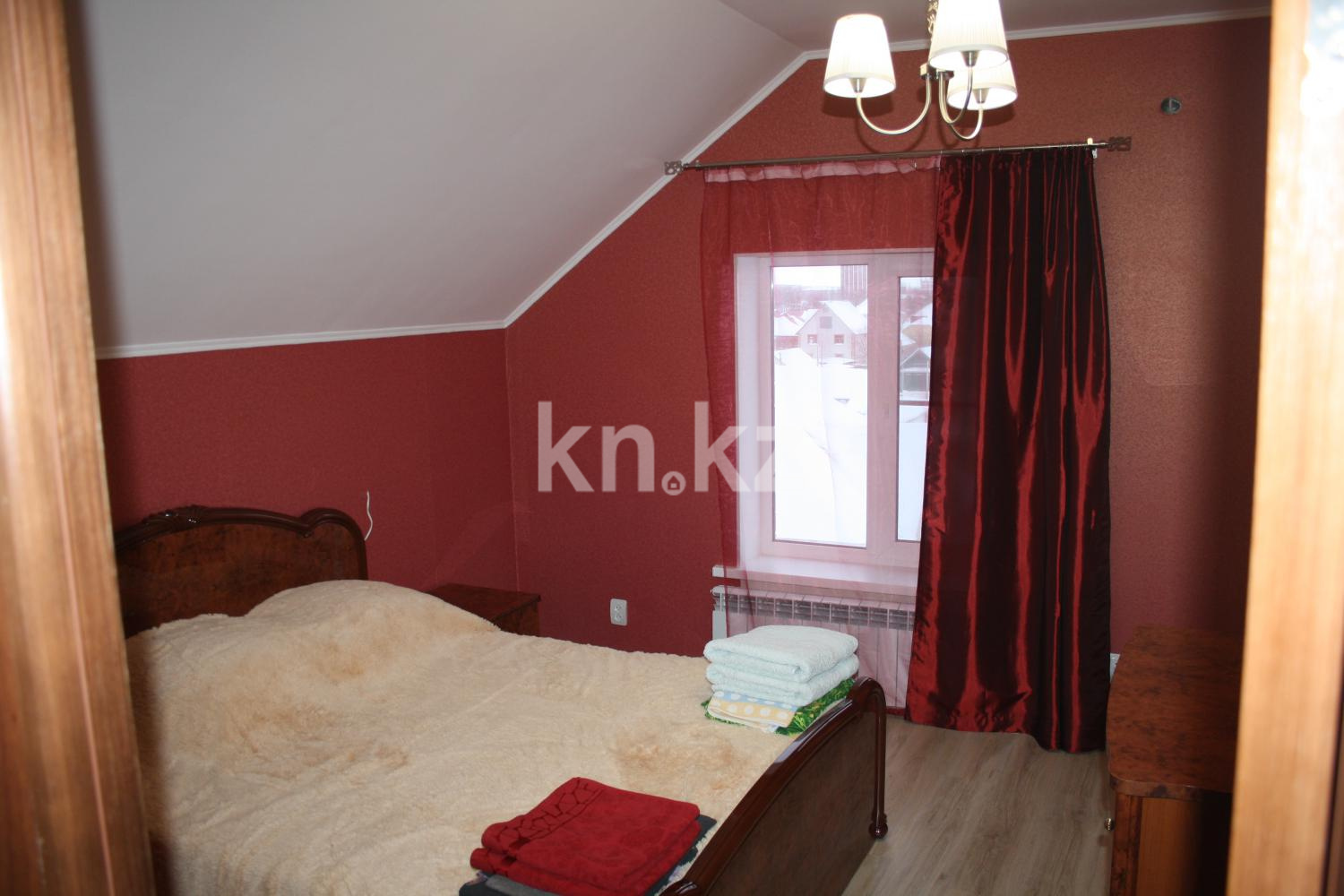 Аренда 3-комнатной квартиры посуточно, 75 м², ул. Победы, дом  105 в Уральске - фото 2