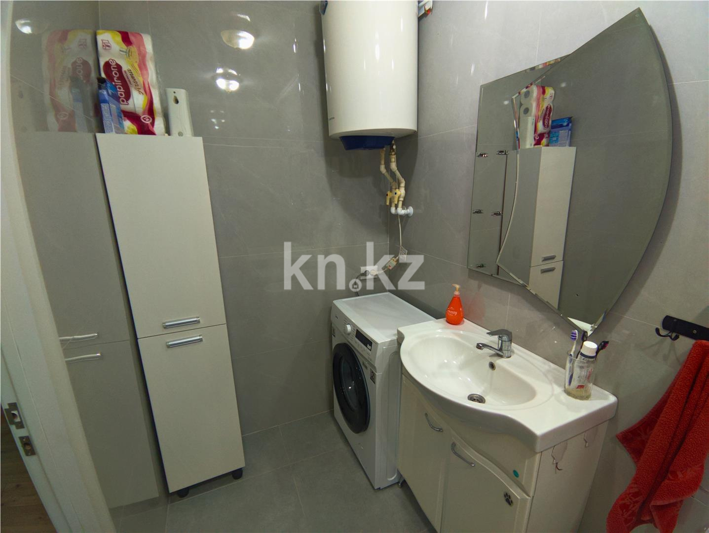 Продажа 3-комнатной квартиры, 79 м² в Караганде - фото 3