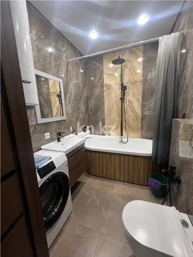 Продажа 3-комнатной квартиры, 68 м², ул. Сарыарка, дом  6/2 в Караганде - фото 5