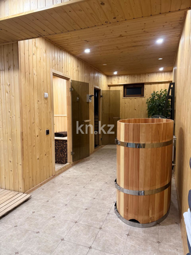 Продажа дома, 600 м², ул. Жамакаева в Алматы - фото 16