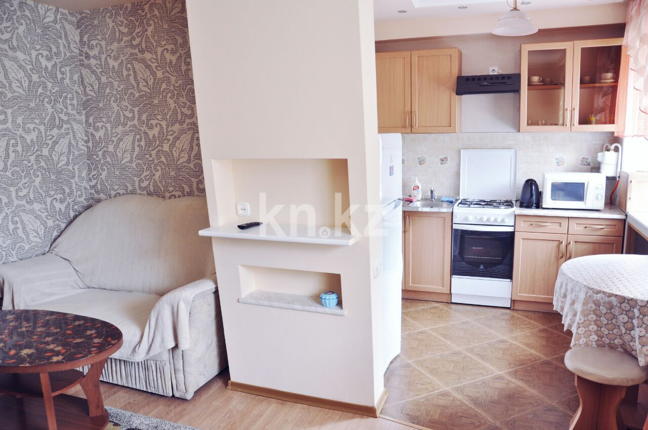 Аренда 2-комнатной квартиры посуточно, 43 м², ул. Можайского, дом  9 в Караганде - фото 4