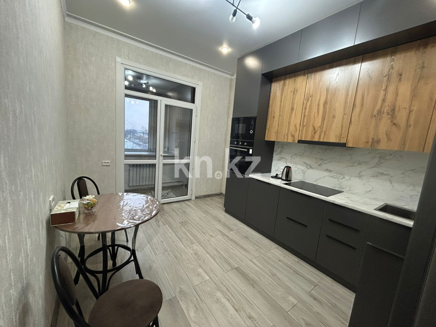 Аренда 1-комнатной квартиры посуточно, 45 м² в Семее