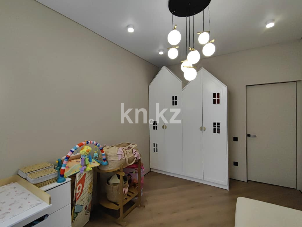 Продажа 3-комнатной квартиры, 97 м² в Караганде - фото 14