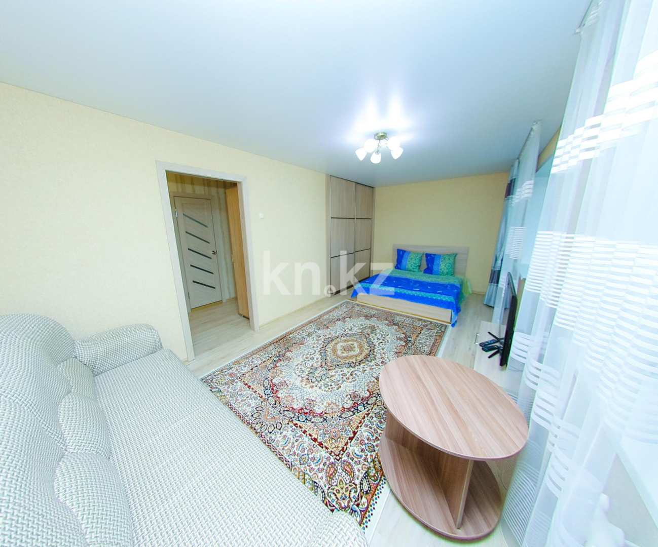 Аренда 1-комнатной квартиры посуточно, 40 м², ул. Набережная Славского, дом  14 в Усть-Каменогорске - фото 3