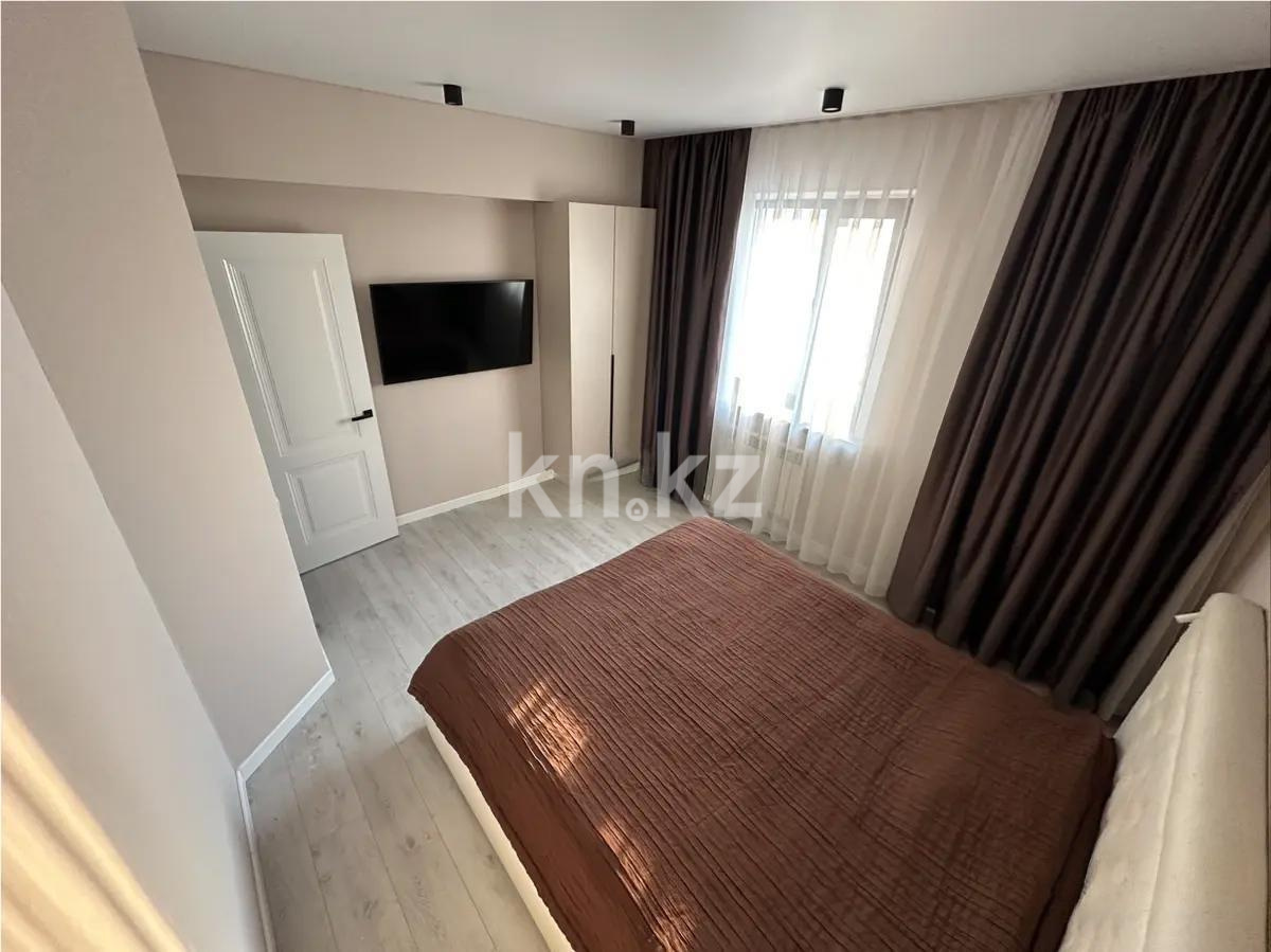 Продажа 2-комнатной квартиры, 67 м², мкр-н Самал-1, дом  33 в Алматы - фото 2