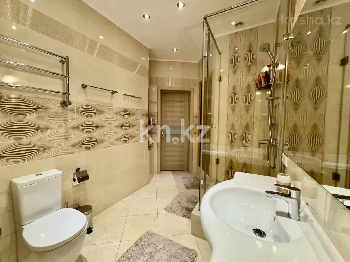 Продажа 4-комнатной квартиры, 190 м² в Астане - фото 19
