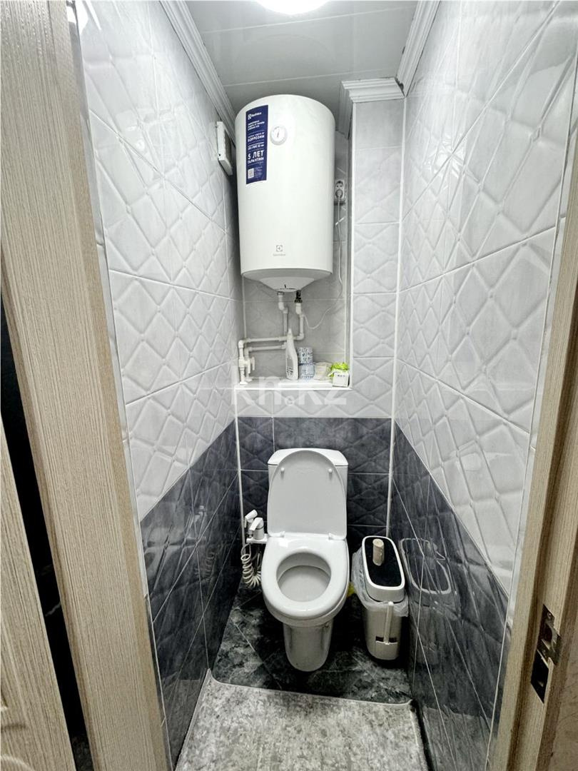 Продажа 3-комнатной квартиры, 67 м², мкр-н 16, дом  12 в Караганде - фото 10