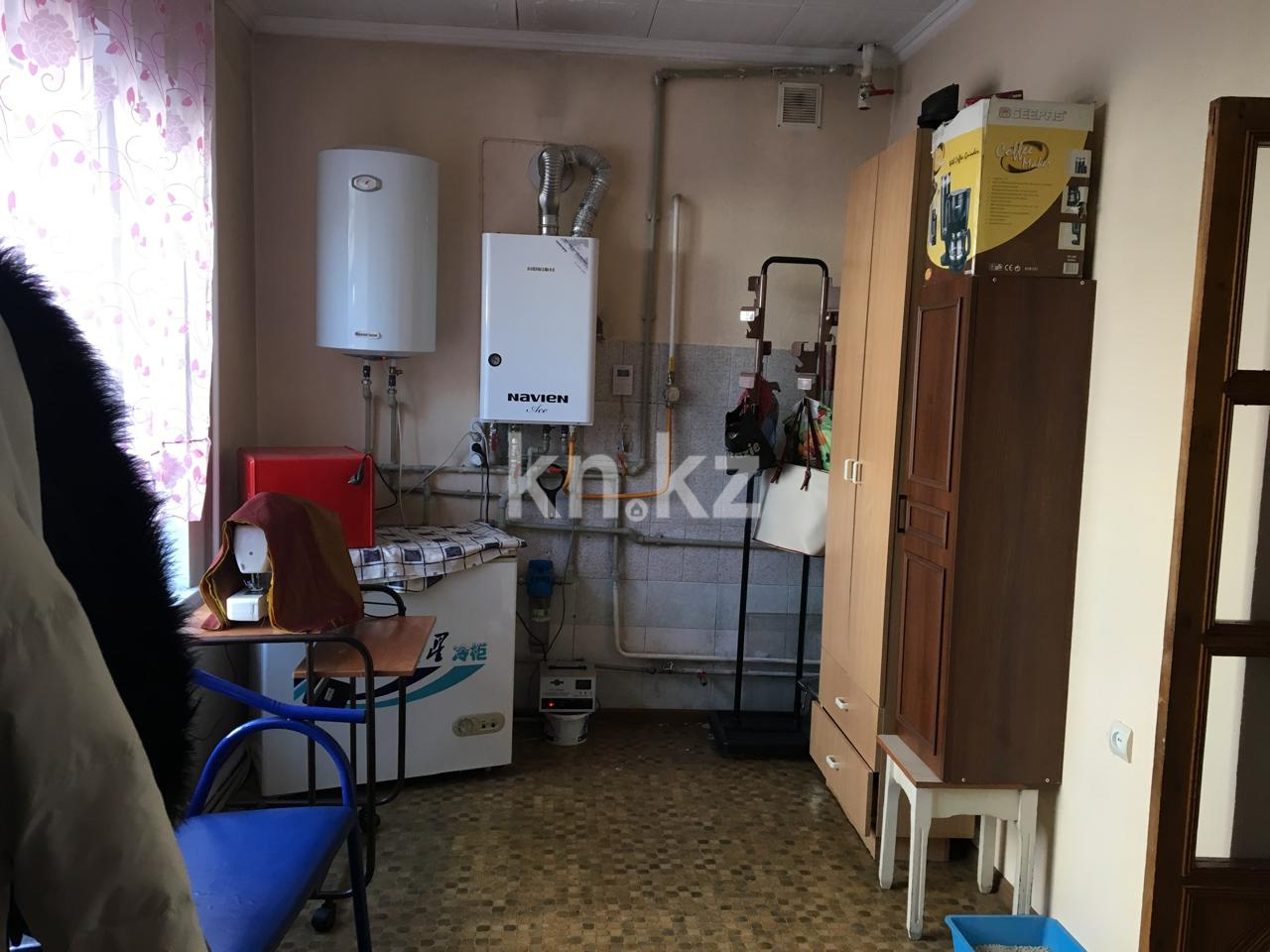 Продажа 6-комнатного дома, 220 м², ул. Шакарима в Алматы - фото 4