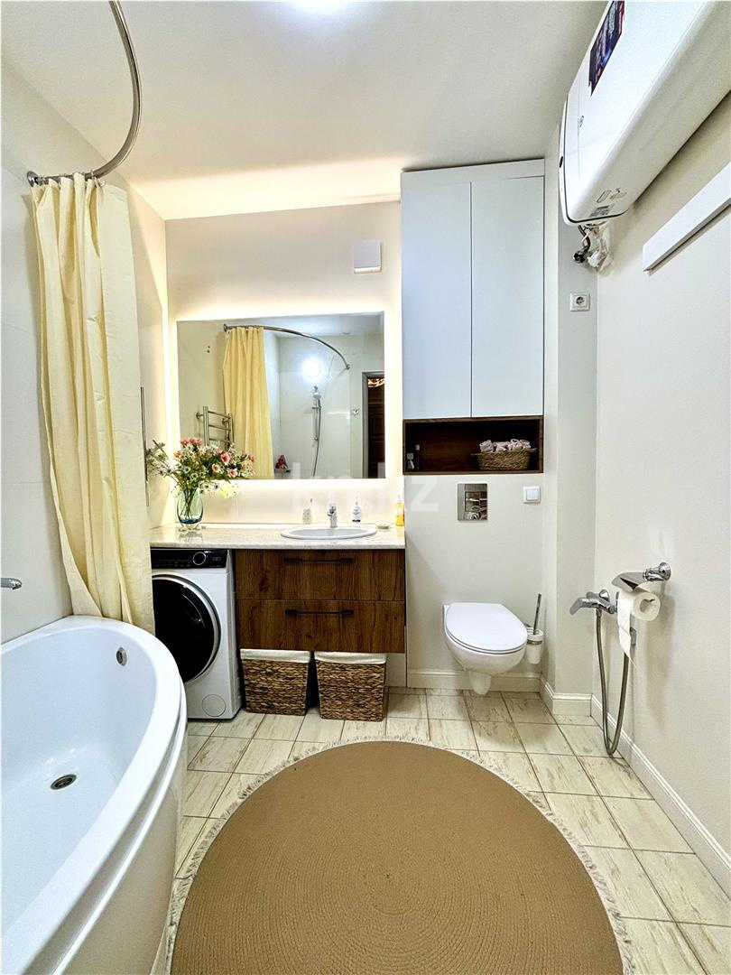 Продажа 2-комнатной квартиры, 65 м² в Караганде - фото 10