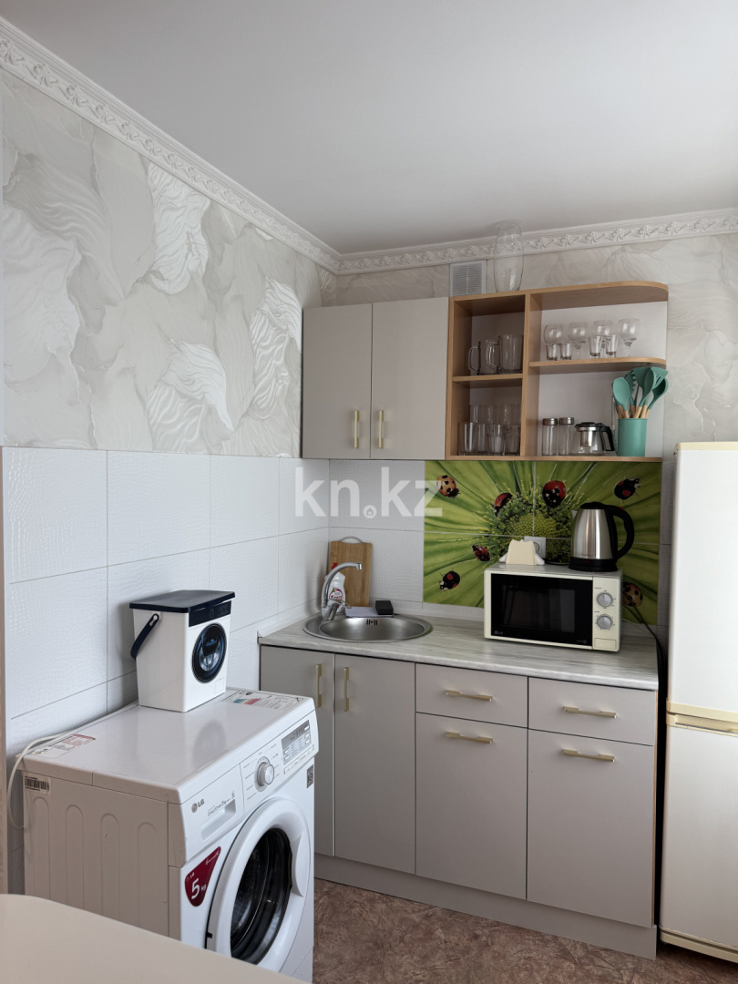 Аренда 2-комнатной квартиры посуточно, 52 м², Назарбаева, дом  21 в Павлодаре - фото 6