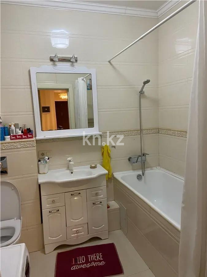 Продажа 3-комнатной квартиры, 92 м², ул. Богенбай батыра, дом  279 в Алматы - фото 2