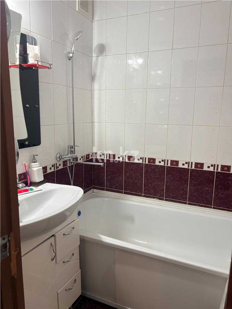 Продажа 3-комнатной квартиры, 64 м² в Караганде - фото 17