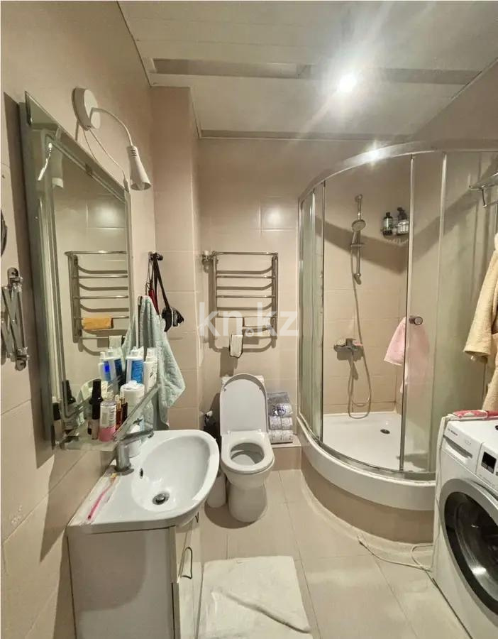 Продажа 1-комнатной квартиры, 40 м², ул. Розыбакиева, дом  175 в Алматы - фото 2