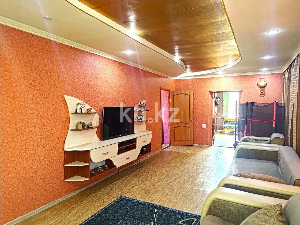 Продажа 3-комнатного дома, 77 м² в Караганде