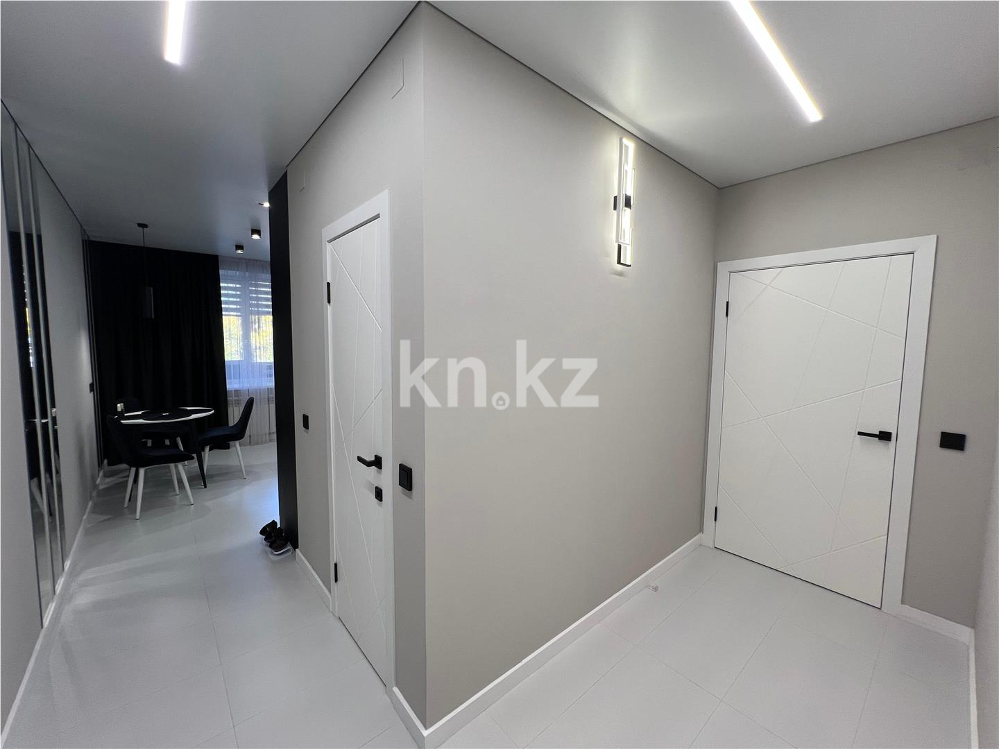 Продажа 3-комнатной квартиры, 100 м², ул. Дюсембекова в Караганде - фото 15