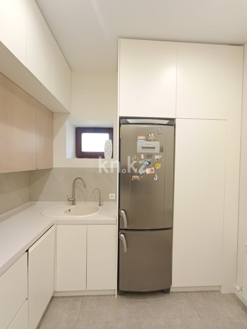 Аренда 4-комнатной квартиры, 175 м², ул. Карашаш Ана, дом  21 в Астане - фото 25