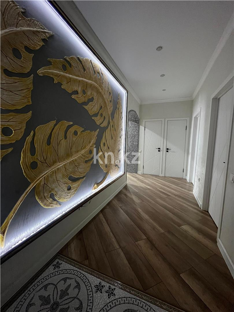 Продажа 2-комнатной квартиры, 65 м², мкр-н Голубые Пруды в Караганде - фото 11