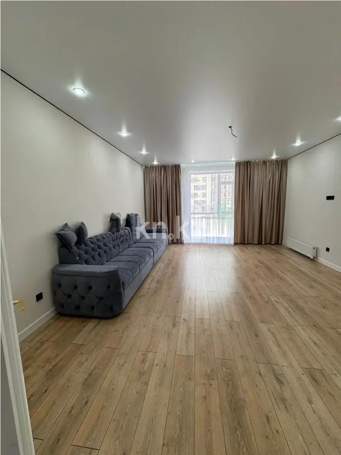 Продажа 2-комнатной квартиры, 60.5 м², ул. Казыбек би, дом  37 в Астане