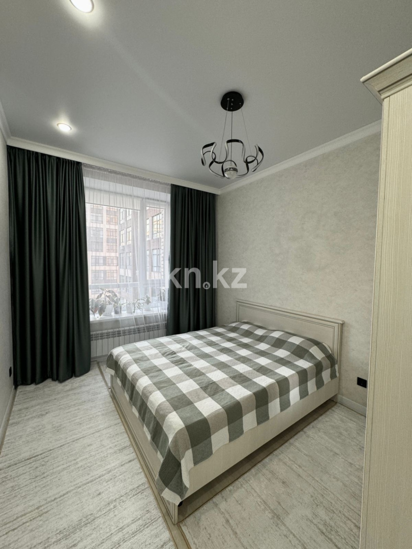 Продажа 3-комнатной квартиры, 93 м², ул. Казыбек би, дом  3 - ул. Сыганак в Астане