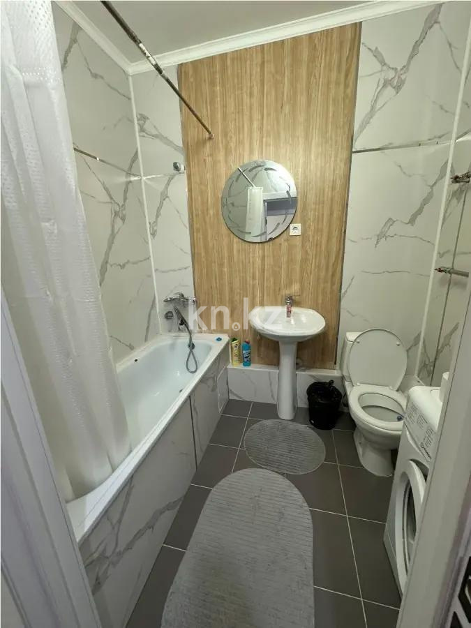 Продажа 2-комнатной квартиры, 60 м², мкр-н Дарабоз, дом  33 в Алматы - фото 4