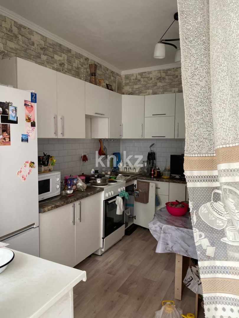 Аренда 1-комнатной квартиры, 40 м², ул. Байтурсынова, дом  43/3 - ул. Жургенова в Астане